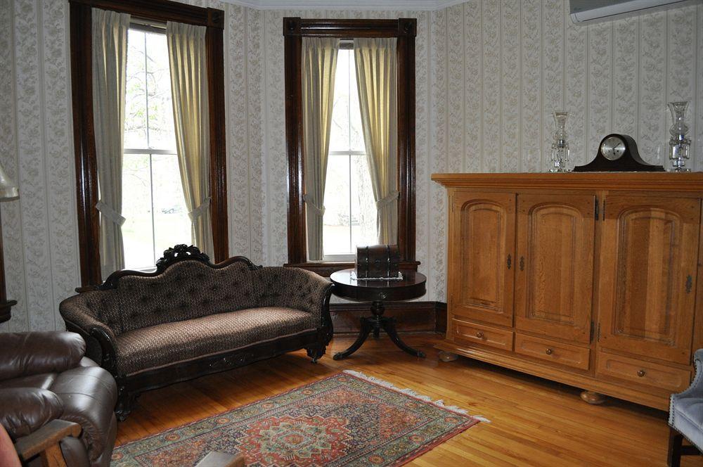 Summerside Inn Bed And Breakfast Exterior photo