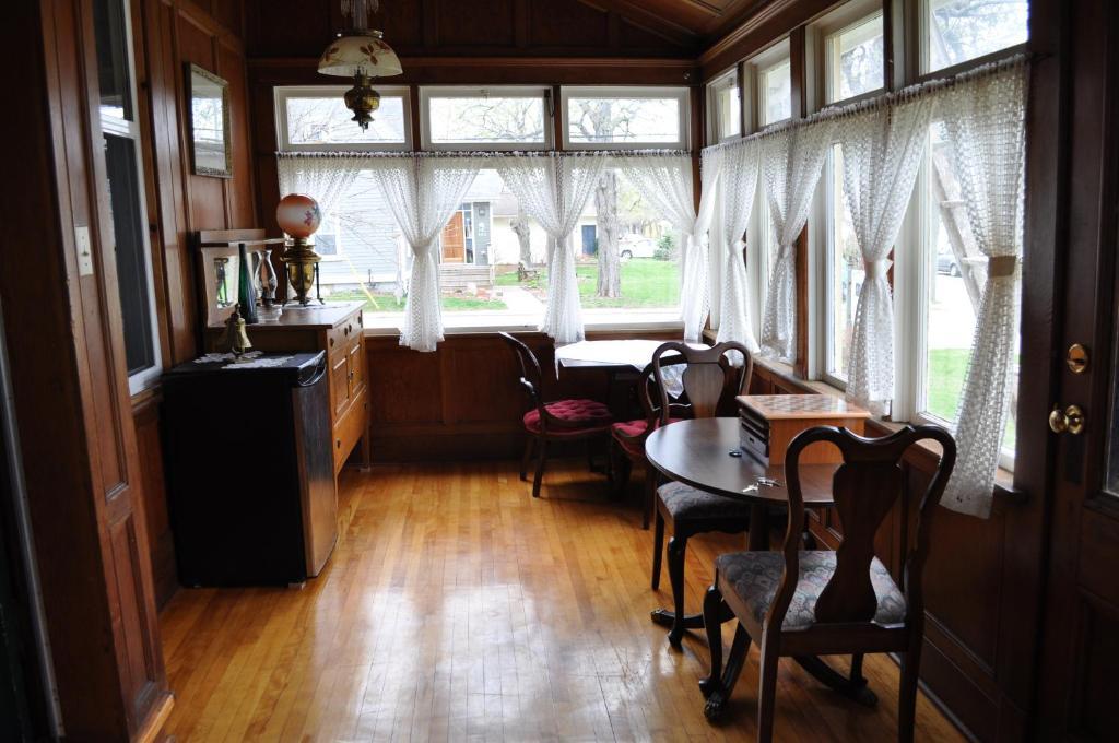 Summerside Inn Bed And Breakfast Exterior photo