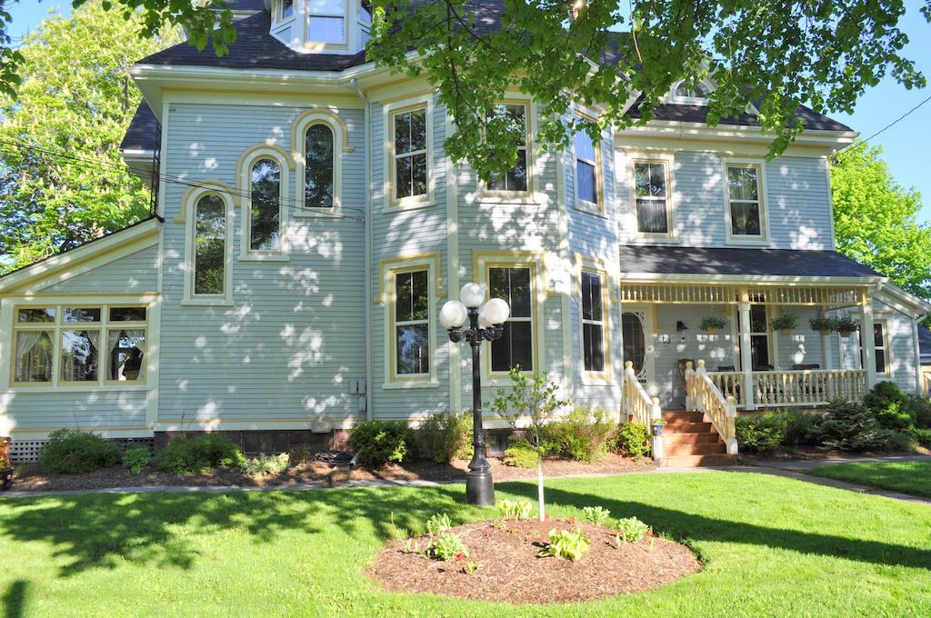 Summerside Inn Bed And Breakfast Exterior photo