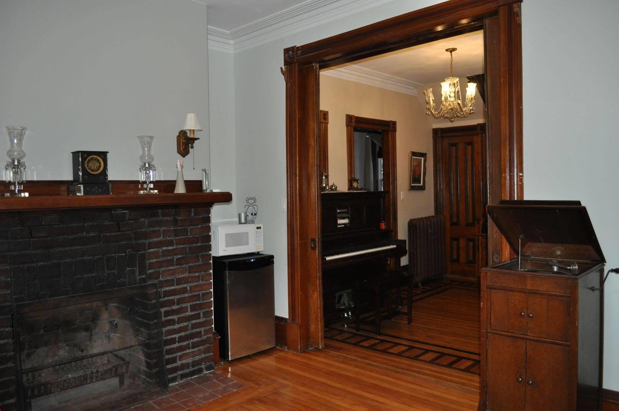 Summerside Inn Bed And Breakfast Exterior photo